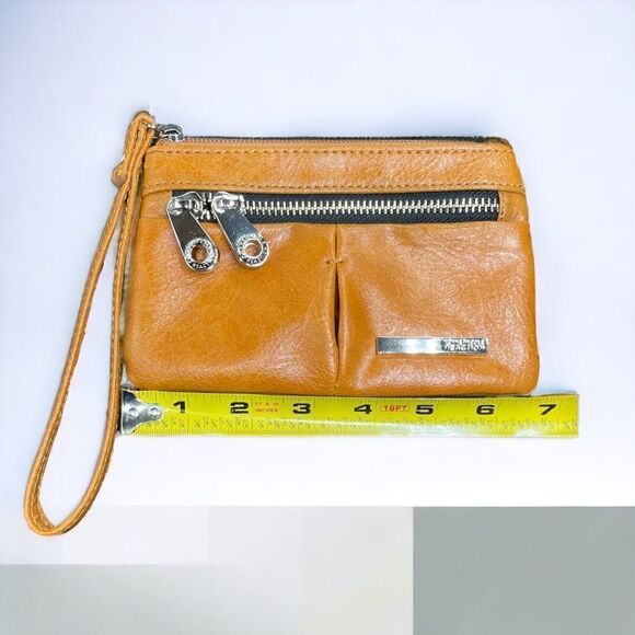 Kenneth Cole Reaction Bags l Camel Brown Leather l Wristlet Wallet l Double Zip - Picture 3 of 9